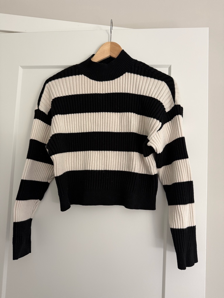Rvca Black & Cream Striped Ribbed Top
